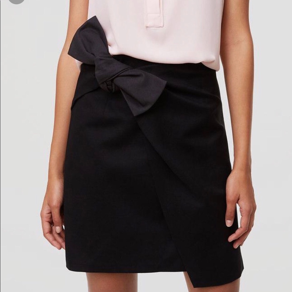 Ann Taylor Loft Bow Shift Skirt